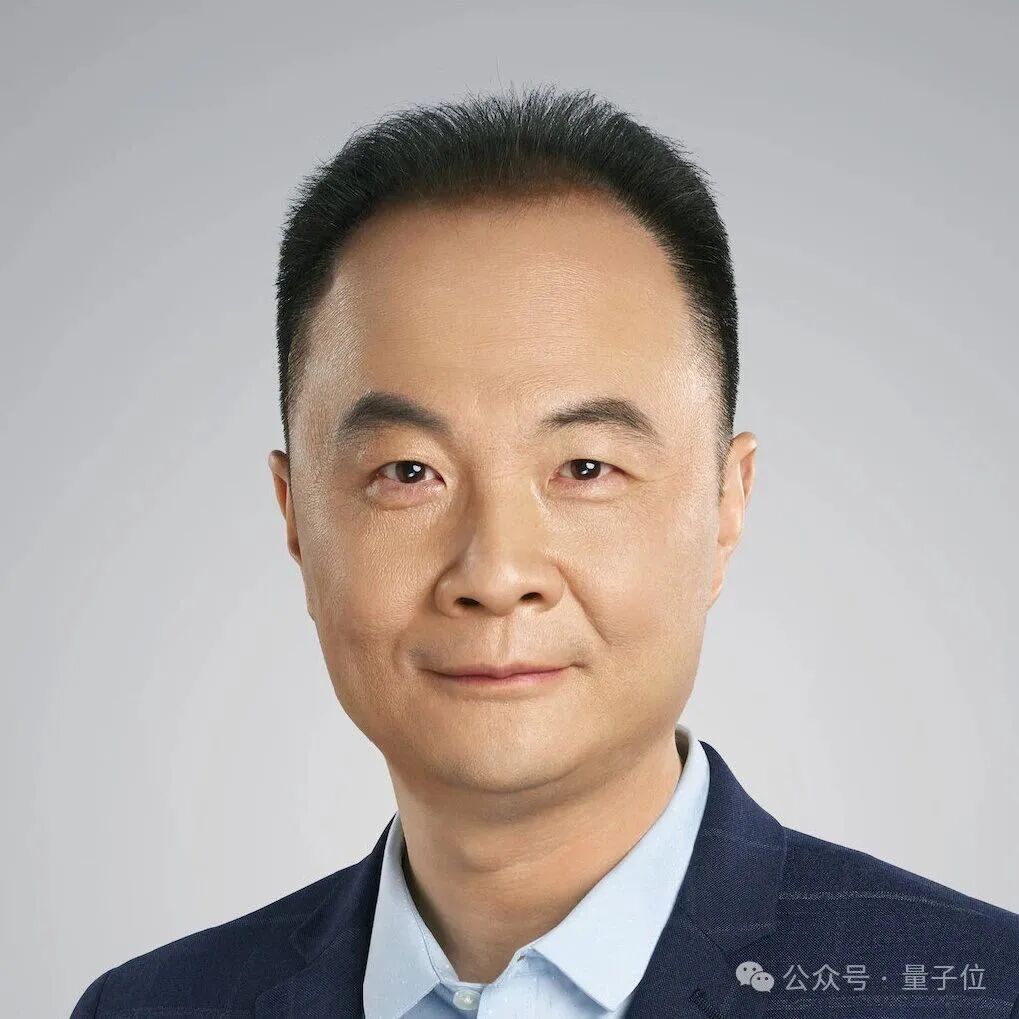 字节发了个机器人全能大模型，带队人李航插图8