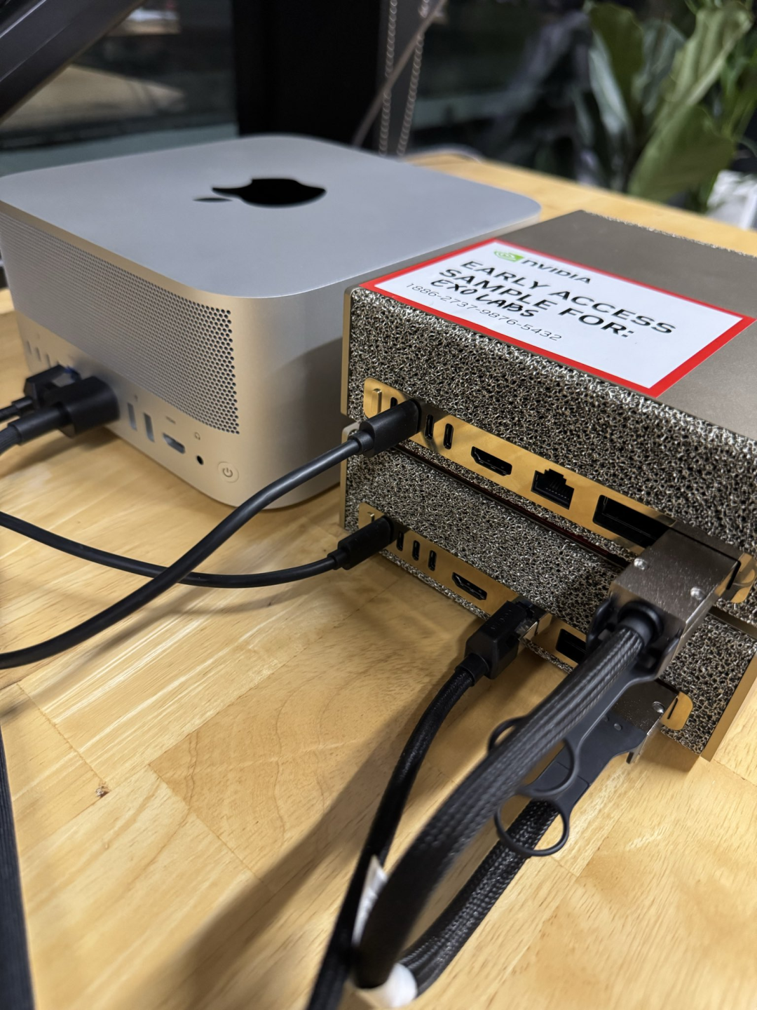 技能英伟达桌面超算,加入苹果Mac Studio快爆了:推理速度飙升至277%插图3 技能英伟达桌面超算,加入苹果Mac Studio快爆了:推理速度飙升至277%插图3
