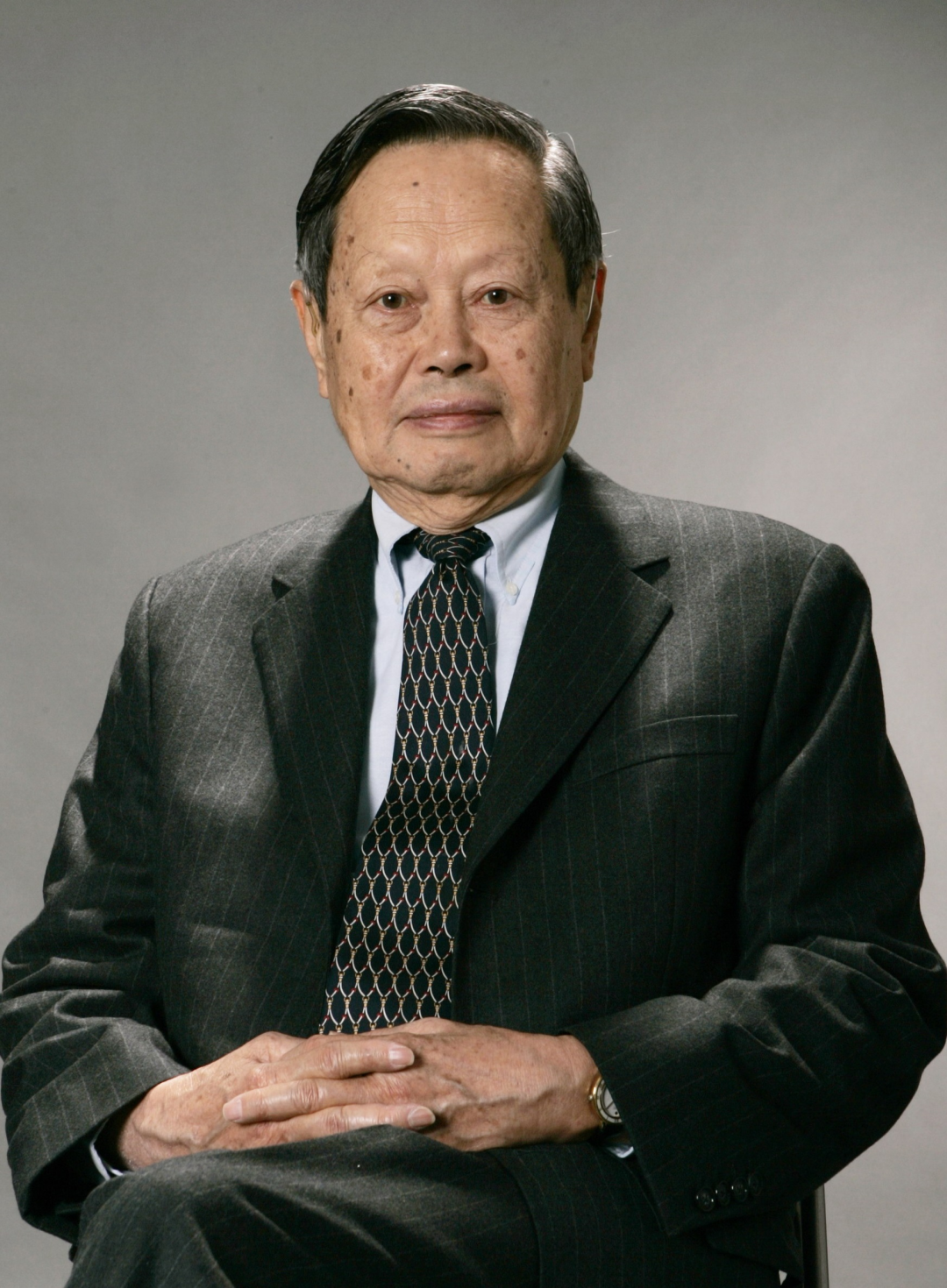 杨振宁教授千古!中国AI计算机产业因他而不同插图 杨振宁教授千古!中国AI计算机产业因他而不同插图