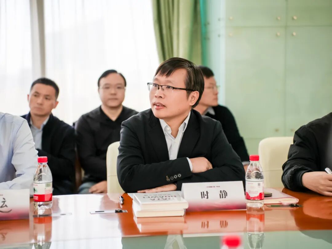 《华为数据之道》发行五周年暨《数据空间探索与实践》新书发布会召开，共探AI时代数据治理新路径插图1