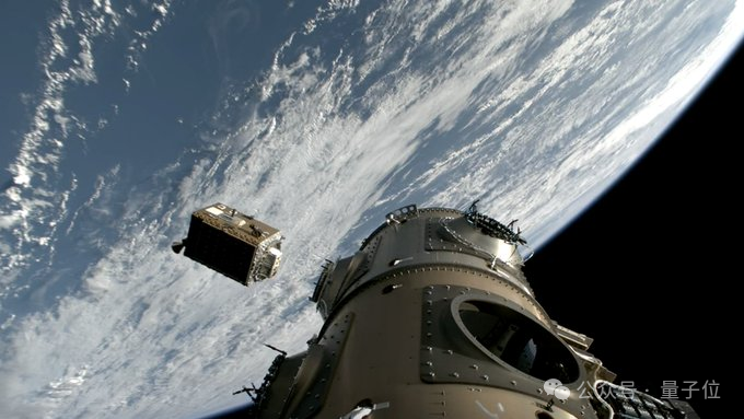 英伟达GPU被SpaceX送上太空！在天上训练卡帕西的NanoGPT（插图3